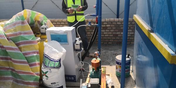 甘孜州黄龙溪项目部一体化污水处理设备现场调试